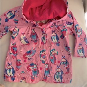 Girl’s lined pink raincoat